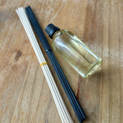 Gold Dandelion Diffuser Set + refill - Image 11