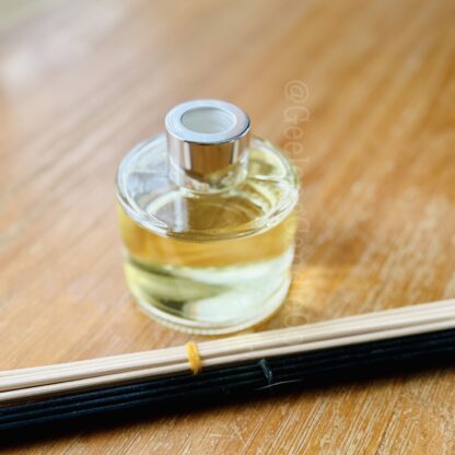 Gold Dandelion Diffuser Set + refill - Image 14